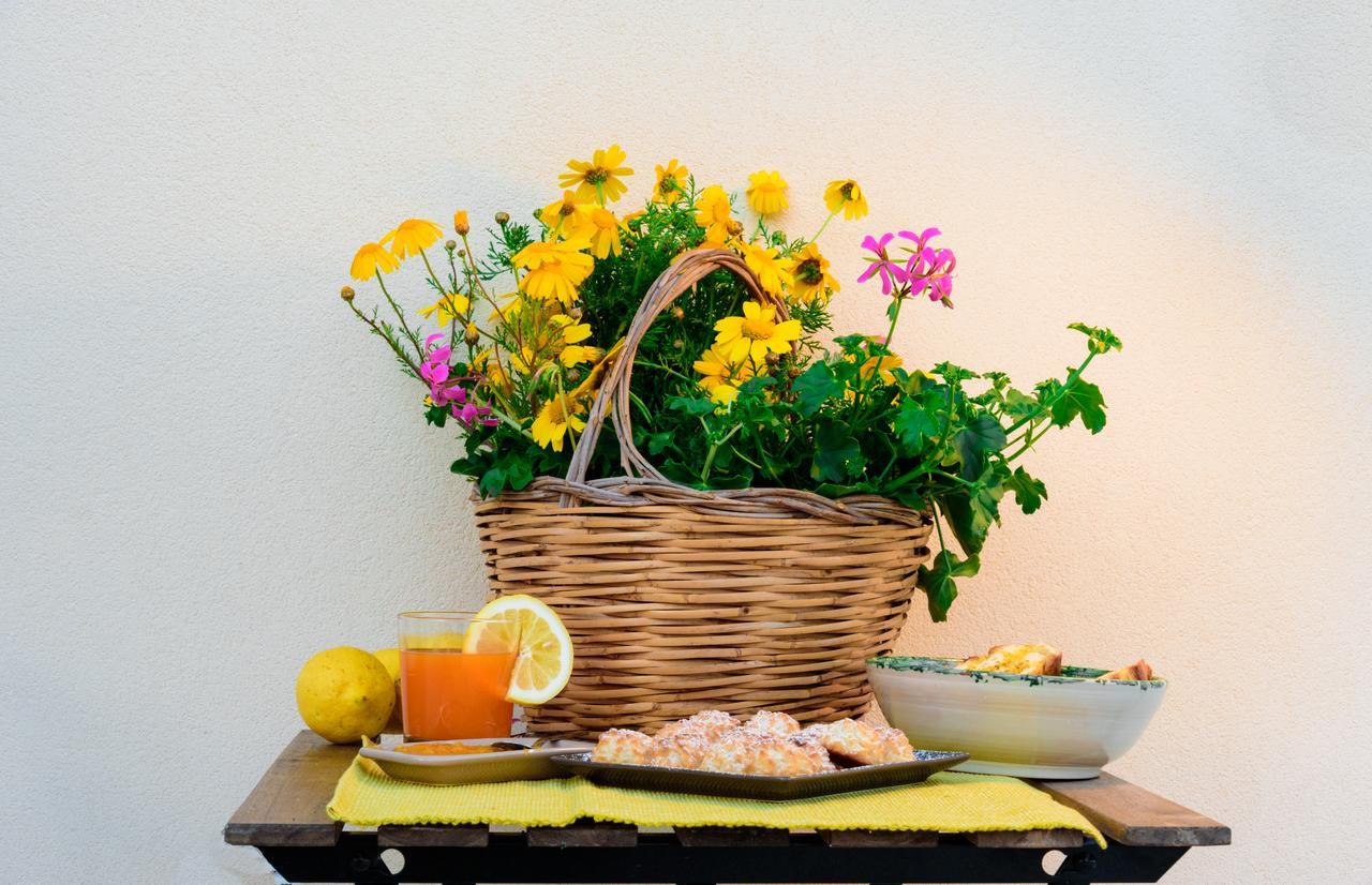 ノート Baglio Genovesi Bed & Breakfast エクステリア 写真
