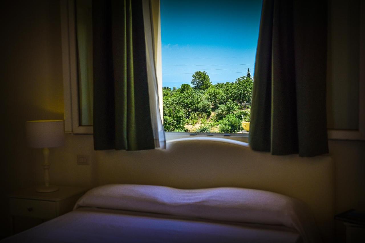 ノート Baglio Genovesi Bed & Breakfast エクステリア 写真